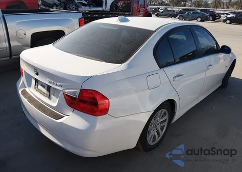 2007 BMW 328Xi z USA, uszkodzony, nr VIN WBAVC93597K030392